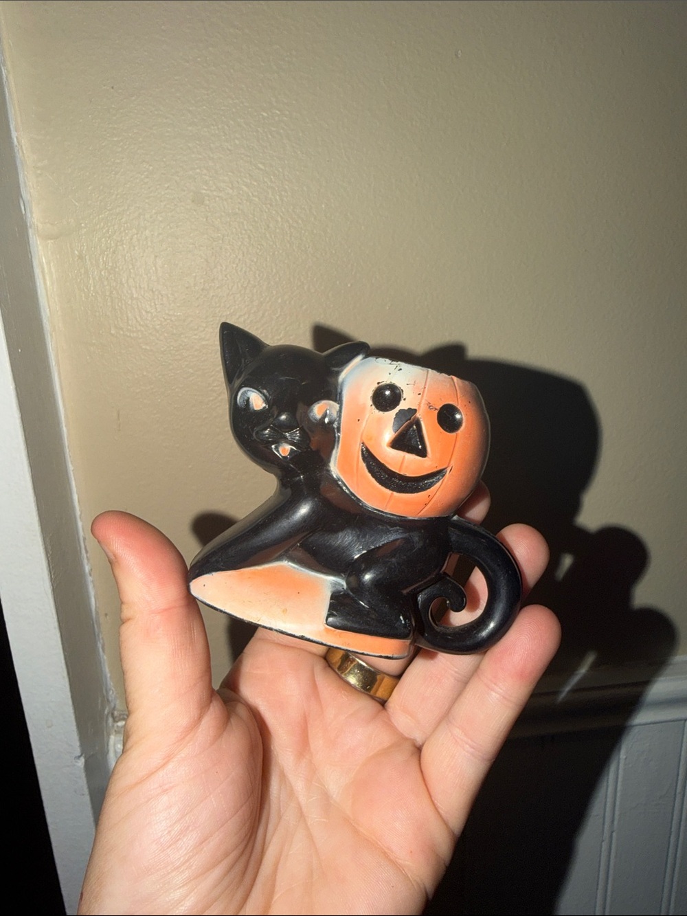 Vintage 1950s Rosbro Hard Plastic Black Cat & Pumpkin Halloween Candy Container